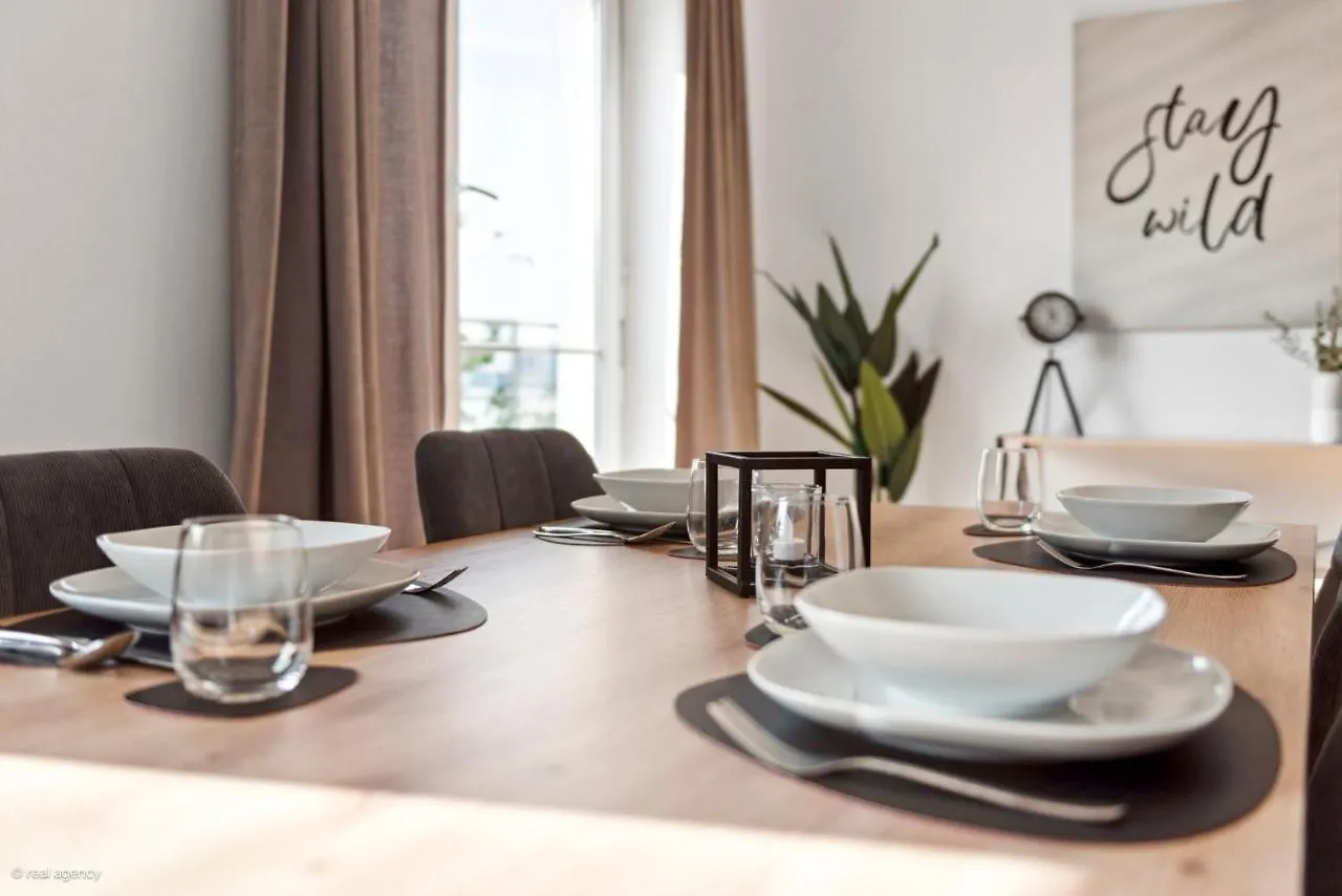 Bernhards Apartment Stadthalle - Klima & Terrasse 비엔나